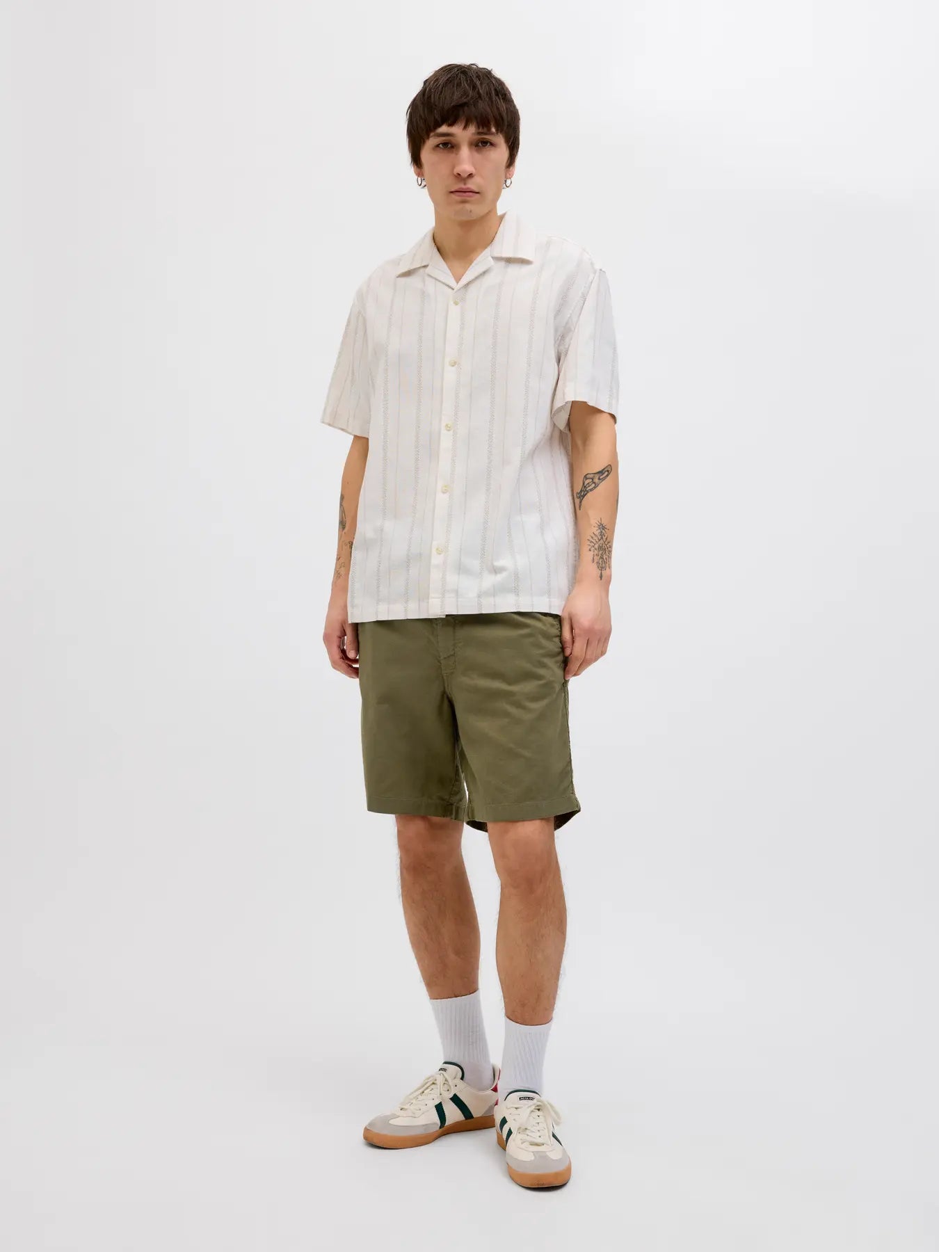 Bermuda Jaiden Linen Olive